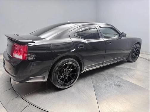 Brilliant Black Crystal Pearlcoat 2010 Dodge Charger SXT