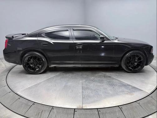 Brilliant Black Crystal Pearlcoat 2010 Dodge Charger SXT