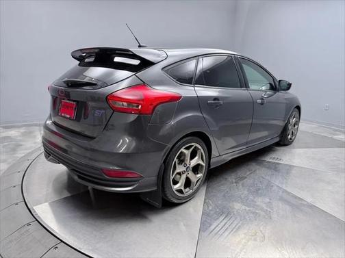 2018 Ford Focus ST