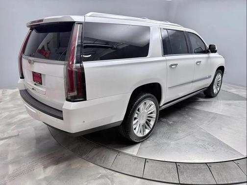 2018 Cadillac Escalade ESV Platinum