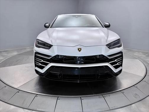 2020 Lamborghini Urus AWD