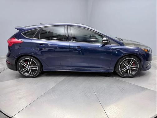 2016 Ford Focus ST 