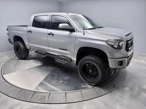 2016 Toyota Tundra SR5