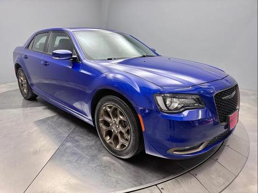 2018 Chrysler 300 S