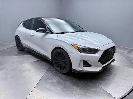 2019 Hyundai Veloster Base