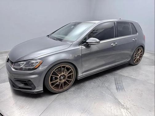 2018 Volkswagen Golf R 2.0T DSG