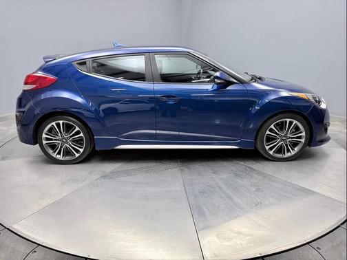 2016 Hyundai Veloster Turbo