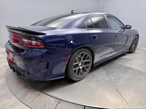 2016 Dodge Charger R/T Scat Pack