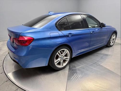 2017 BMW 330 xDrive
