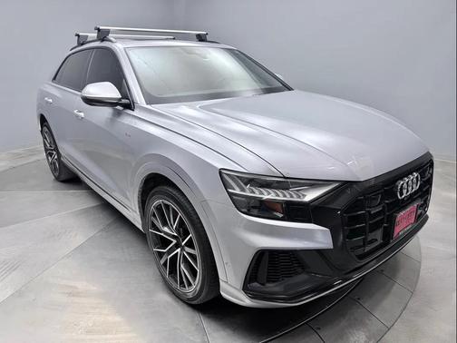2021 Audi Q8 55 Premium Plus
