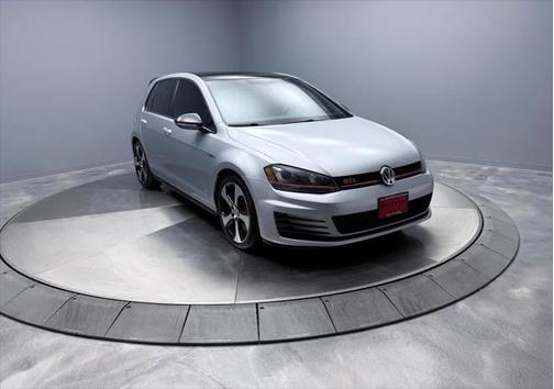2017 Volkswagen Golf GTI 2.0T SE 4-Door