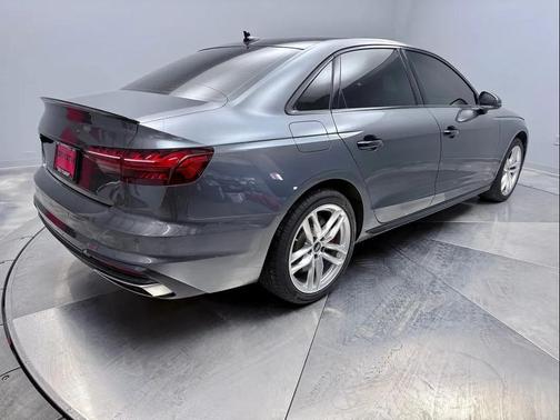 2021 Audi A4 45 S line Premium Plus