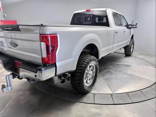 Ingot Silver Metallic 2017 Ford F-350 Lariat