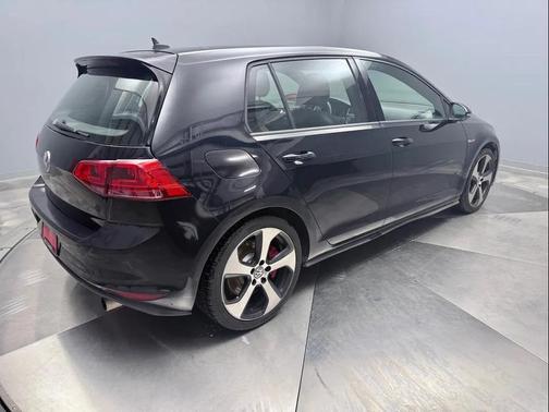 2016 Volkswagen Golf GTI 2.0T Autobahn w/Performance Package 4-Door