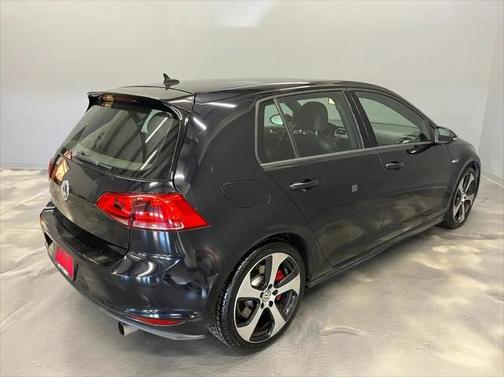 2016 Volkswagen Golf GTI 2.0T Autobahn w/Performance Package 4-Door