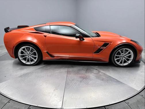 Sebring Orange Tintcoat 2019 Chevrolet Corvette Grand Sport