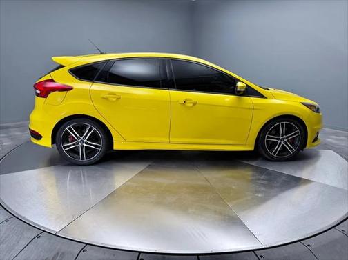 2017 Ford Focus ST