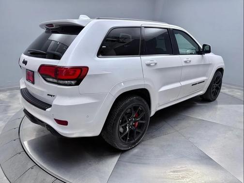 2021 Jeep Grand Cherokee SRT