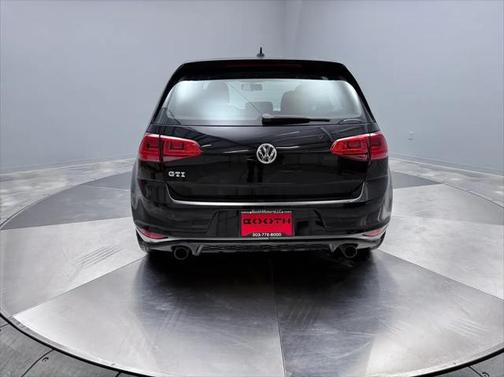 2015 Volkswagen Golf GTI 2.0T S 4-Door