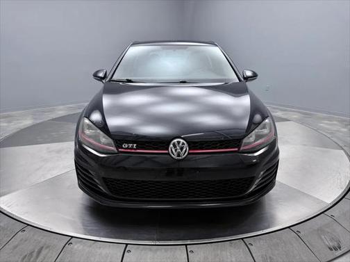 2015 Volkswagen Golf GTI 2.0T S 4-Door
