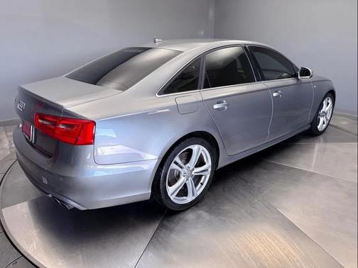 2014 Audi S6 4.0T Prestige