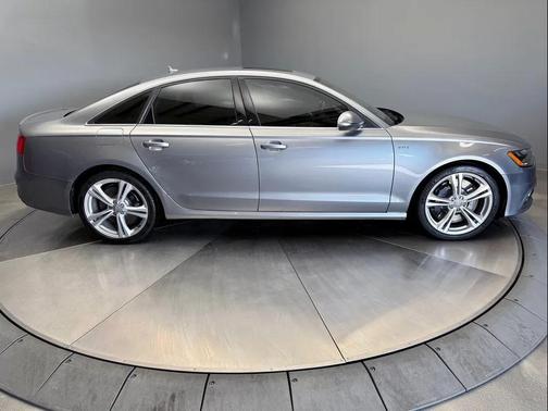 2014 Audi S6 4.0T Prestige