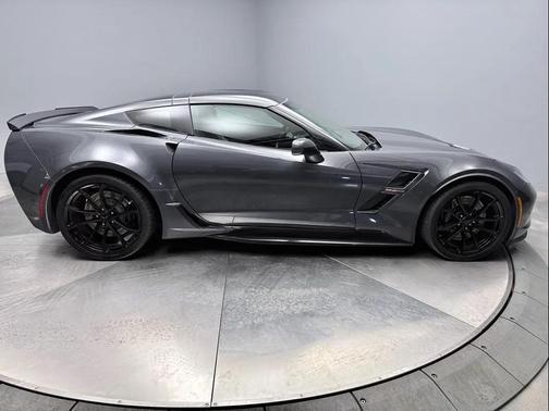 Watkins Glen Gray Metallic 2017 Chevrolet Corvette Grand Sport