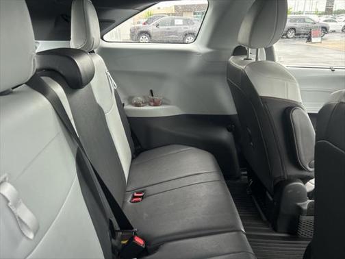 2023 Toyota Sienna XSE 7 Passenger