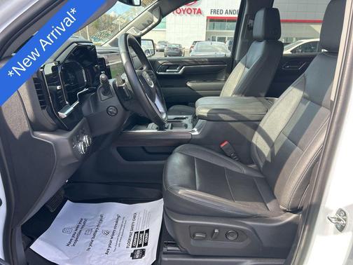 2023 GMC Sierra 1500 SLT