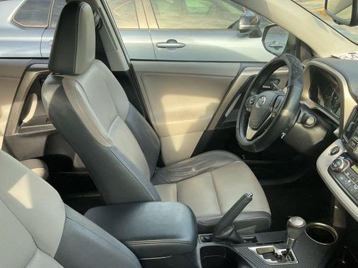 Blizzard Pearl 2013 Toyota RAV4 Limited