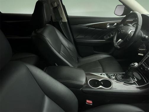 2018 INFINITI Q50 2.0t LUXE