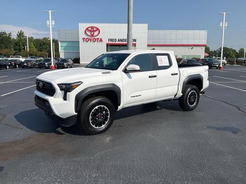 2024 Toyota Tacoma TRD Off Road