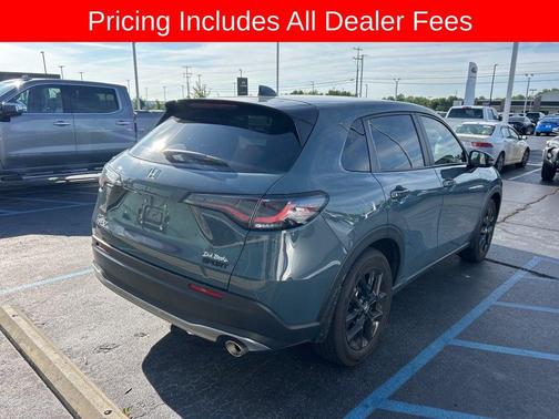 Nordic Forest Pearl 2025 Honda HR-V AWD Sport