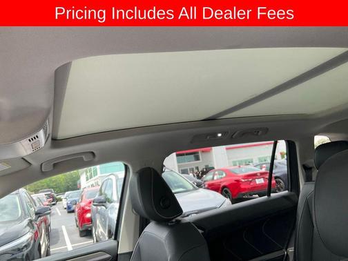 Platinum Gray Metallic 2022 Volkswagen Tiguan 2.0T SE