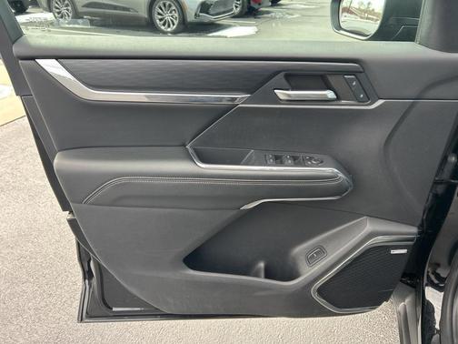 2024 GMC Acadia FWD Elevation