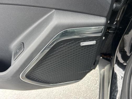 2024 GMC Acadia FWD Elevation