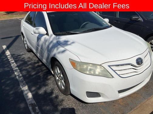 Super White 2010 Toyota Camry LE