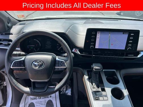 Celestial Silver Metallic 2024 Toyota Sienna XSE 7 Passenger