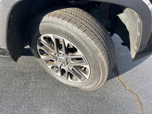 2022 Toyota Tundra Limited