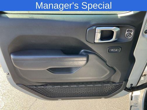 Silver Zynith Clearcoat 2024 Jeep Wrangler Sport S