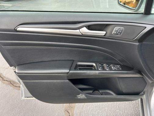 2020 Ford Fusion Titanium