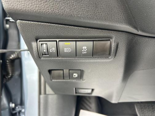 2025 Toyota Corolla Hybrid SE