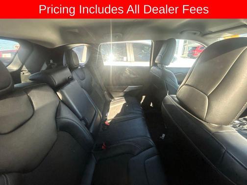 Bright White Clearcoat 2022 Jeep Cherokee X 4x4
