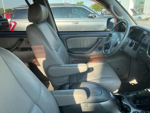 Silver Sky 2002 Toyota Sequoia Limited