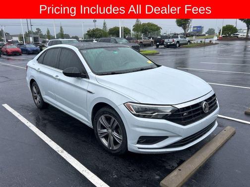 White Silver Metallic 2019 Volkswagen Jetta 1.4T R-Line