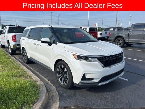 Snow White Pearl 2024 Kia Carnival EX