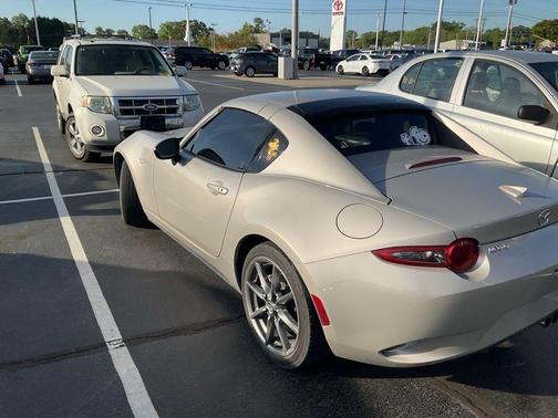 2023 Mazda MX-5 Miata RF Grand Touring
