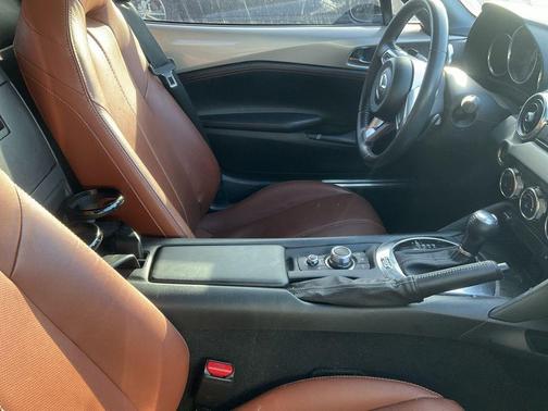 2023 Mazda MX-5 Miata RF Grand Touring