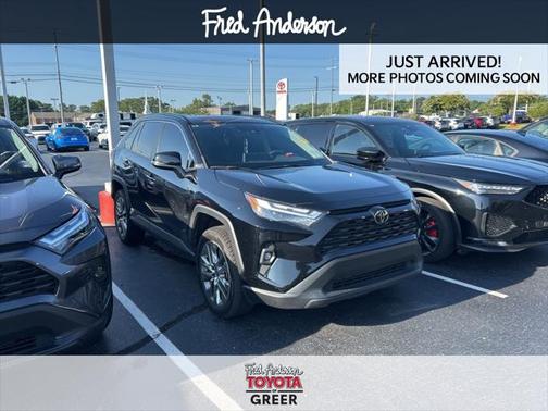 2023 Toyota RAV4 XLE Premium