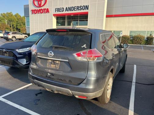 2016 Nissan Rogue S